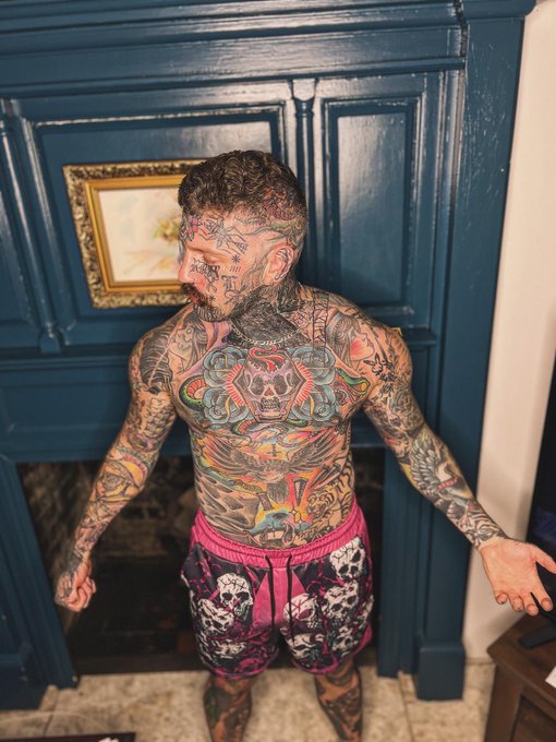 Watch EVERGREEN🌲's leaked NSFW photo on TwXstars