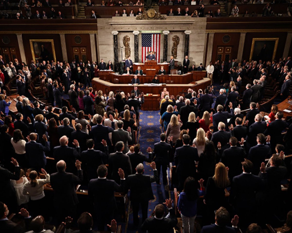 Raise your hand if you think the Senate should stay and WORK in August not go on a month vacation