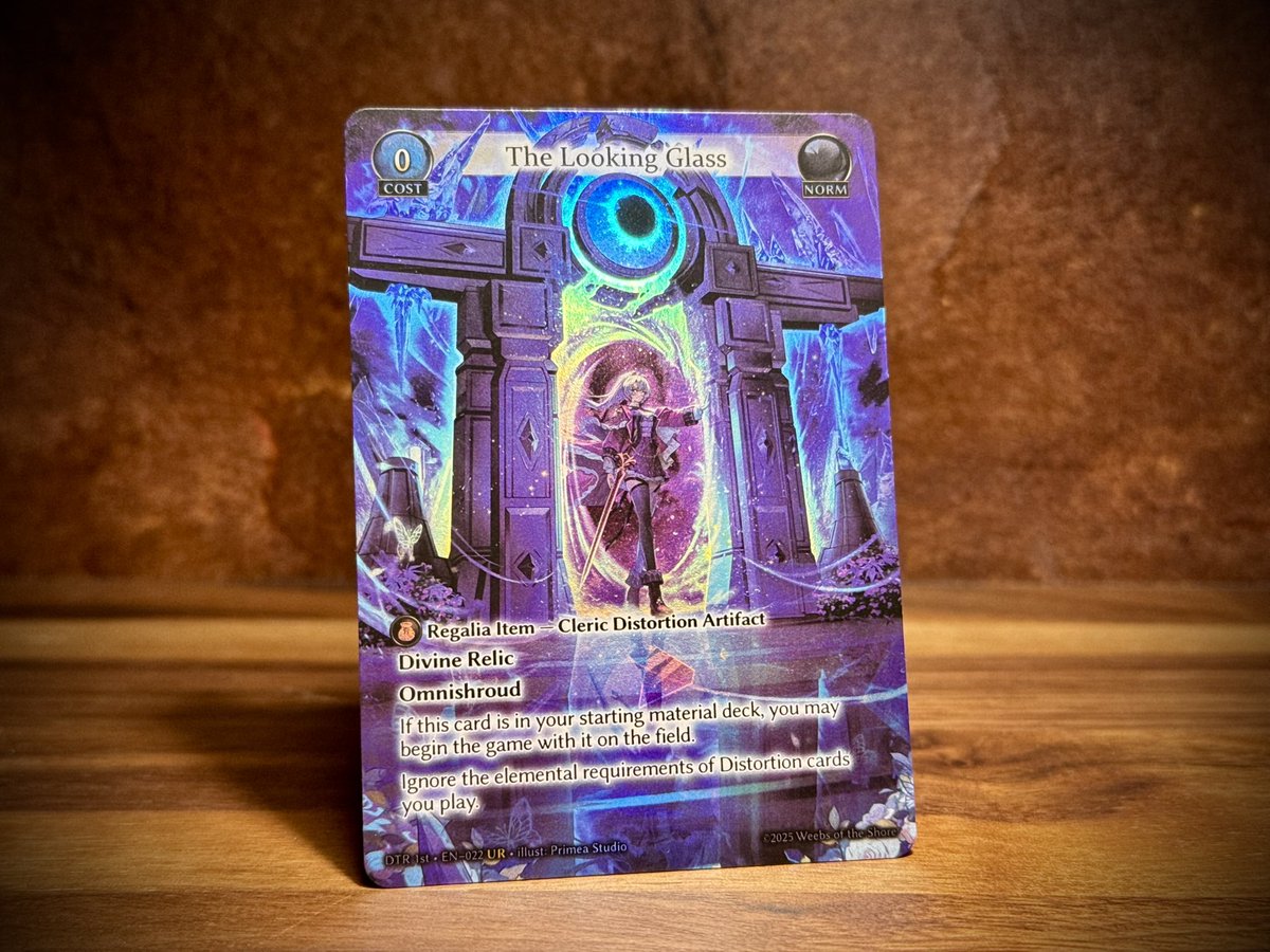 ResoluteJun's tweet photo. A closer look at the new Divine Relic from #GrandArchiveTCG in Distorted Reflections!

The Looking Glass in foil is fast becoming one of my favorite cards in this set as a Casual Collector. https://t.co/Q2kwD9jdeV