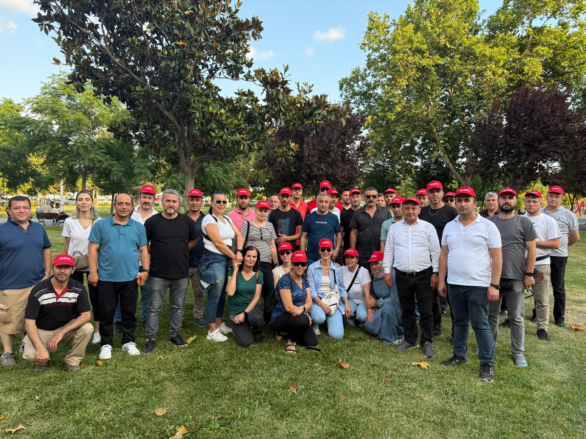 BabaZhr's tweet photo. Hükümetişçiyi Bitirdi https://t.co/yGrniPt1yg