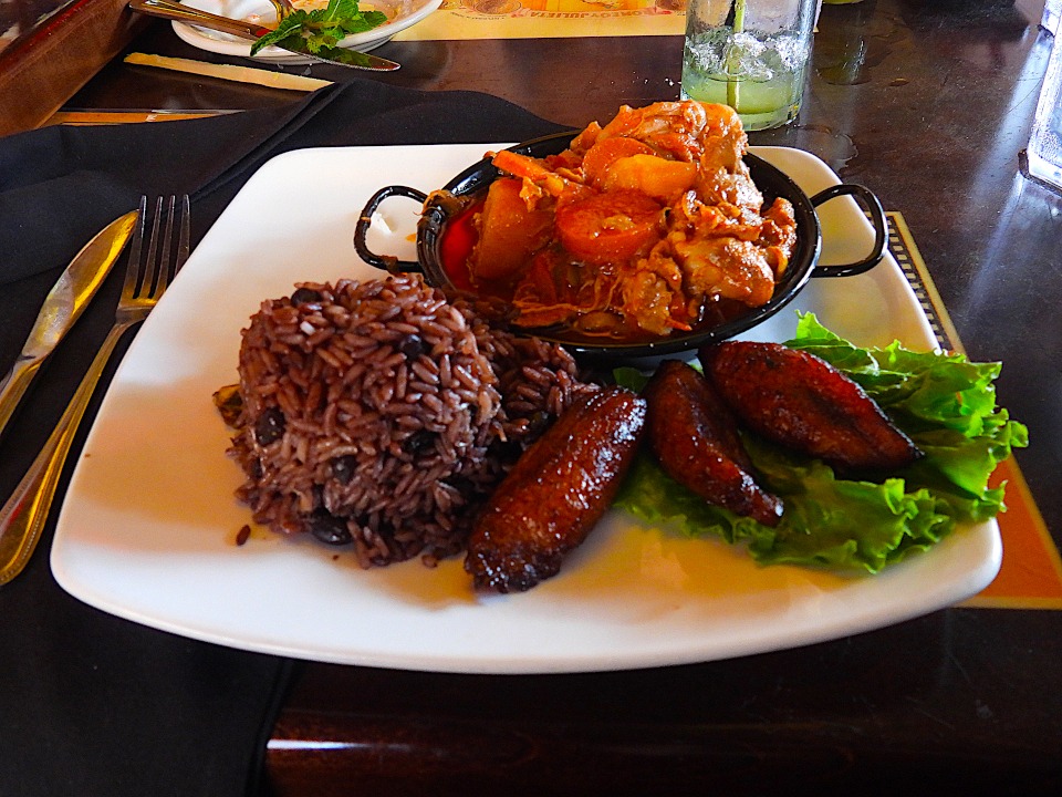 Twa years ago the day, Ah wis enjoying a fricassee de pollo wi' black beans and rice and sweet plantains, washed down wi' ma very first mojito. Ah mek 'em oan the regular, the noo. This fine repast was had at Havana Rumba oan Bardstown Rd.