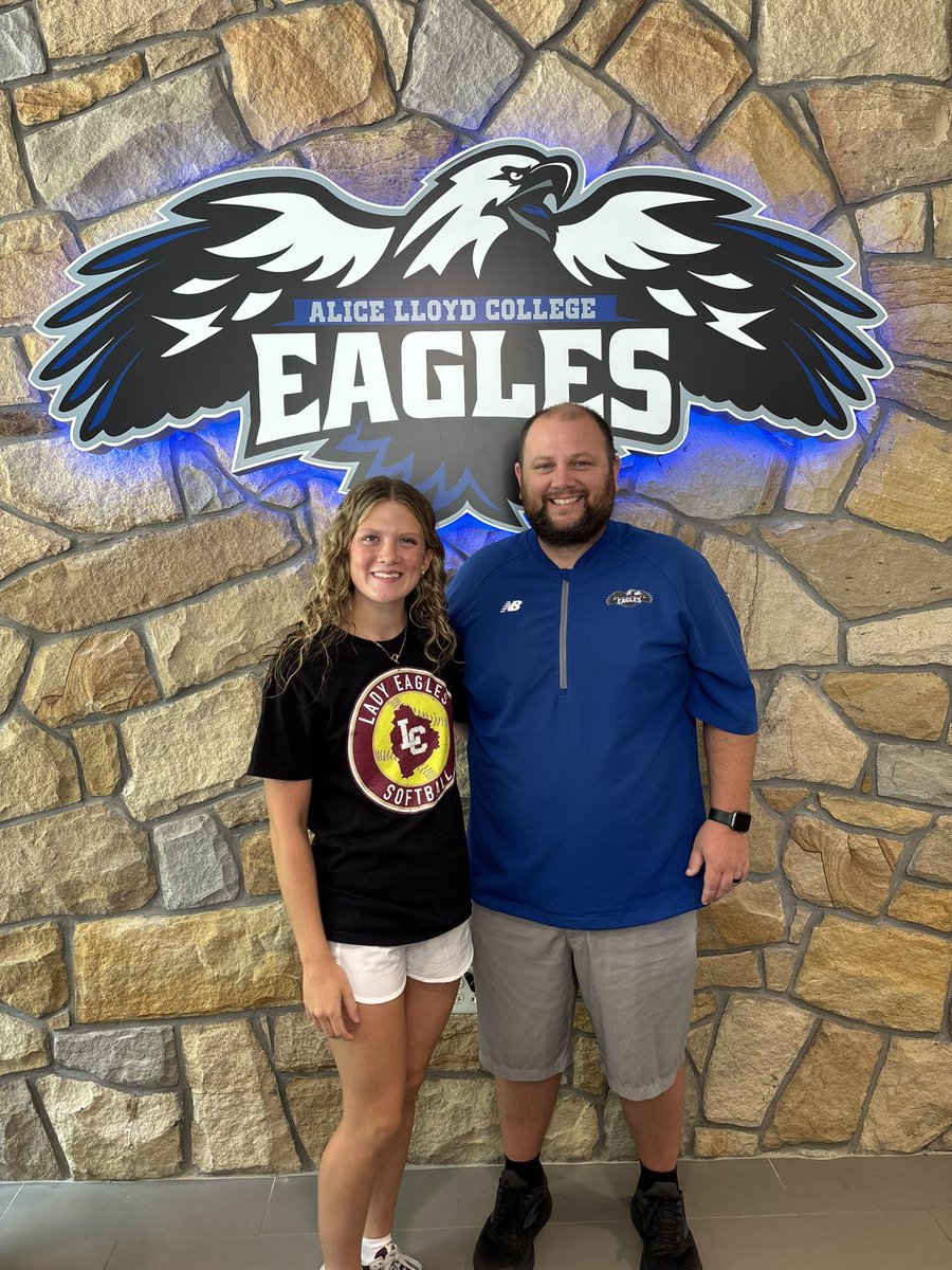 Peyton Turner (@peytonturner17_) on Twitter photo i’m so blessed and thankful to have received this offer!
never take anything for granted and always put 110% into everything you do! thanks to Coach Hall for making this such a great day! 💙<a href="/AliceLloydEagle/">Alice Lloyd College Eagles</a> i’m so blessed and thankful to have received this offer!
never take anything for granted and always put 110% into everything you do! thanks to Coach Hall for making this such a great day! 💙<a href="/AliceLloydEagle/">Alice Lloyd College Eagles</a>