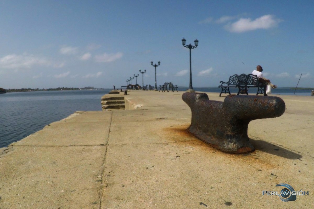 Boris LG Cuartero (@bcuartero) on Twitter photo El saludo de siempre desde #Cienfuegos la Linda Ciudad del Mar.
<a href="/SolMayelin/">Mayelín del Sol</a> <a href="/YolexiRdguez/">Yolexis Rodriguez</a> <a href="/YaquedeCuba/">Yaquelin</a> <a href="/agnes_becerra/">Agnes Becerra</a> <a href="/EVilluendasC/">Enrique Villuendas</a> <a href="/alfonso_noya/">Alfonso Noya Martínez🇨🇺</a> <a href="/CubanaLidice/">Lídice Cienfuegos Cuba🇨🇺🇨🇺</a> <a href="/Armandocv781123/">Armando Carranza Valladares</a> <a href="/yulls_yusimi/">Yusimi Yulls Quintana</a> <a href="/FernandezMaryde/">Maryde Fernández López</a> <a href="/PerlavisionTV/">Perlavisión TV</a> El saludo de siempre desde #Cienfuegos la Linda Ciudad del Mar.
<a href="/SolMayelin/">Mayelín del Sol</a> <a href="/YolexiRdguez/">Yolexis Rodriguez</a> <a href="/YaquedeCuba/">Yaquelin</a> <a href="/agnes_becerra/">Agnes Becerra</a> <a href="/EVilluendasC/">Enrique Villuendas</a> <a href="/alfonso_noya/">Alfonso Noya Martínez🇨🇺</a> <a href="/CubanaLidice/">Lídice Cienfuegos Cuba🇨🇺🇨🇺</a> <a href="/Armandocv781123/">Armando Carranza Valladares</a> <a href="/yulls_yusimi/">Yusimi Yulls Quintana</a> <a href="/FernandezMaryde/">Maryde Fernández López</a> <a href="/PerlavisionTV/">Perlavisión TV</a>
