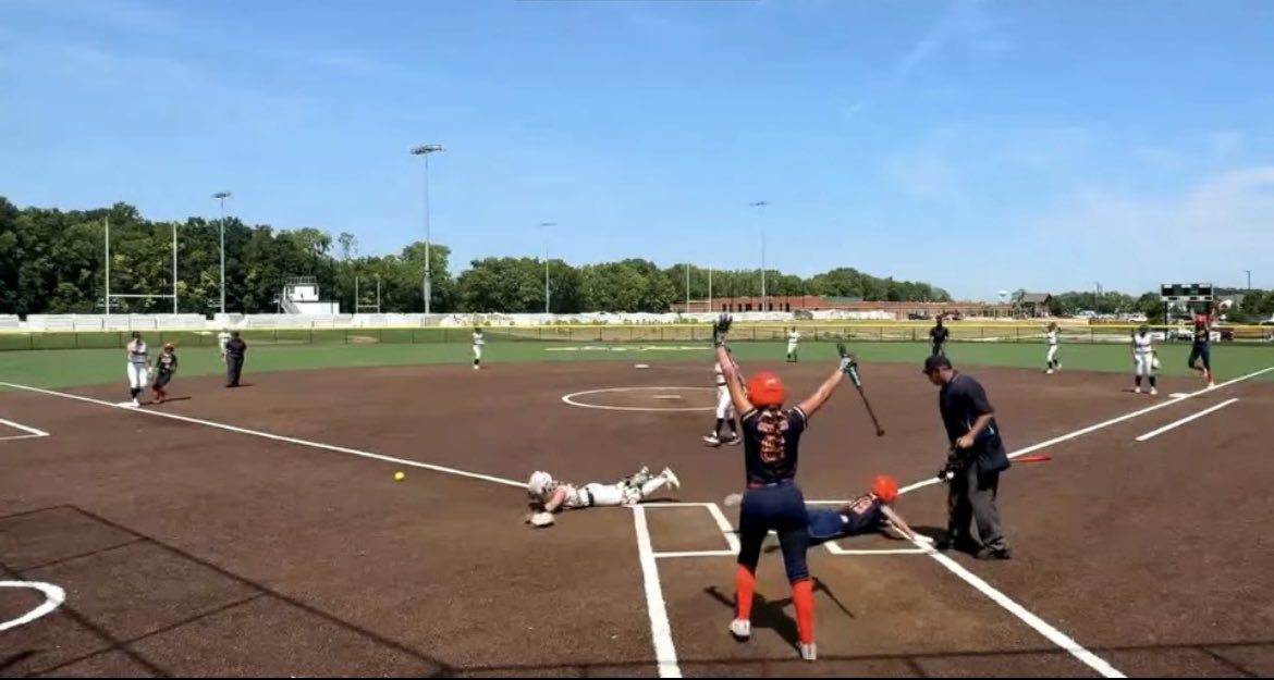 TopGun2028NTL's tweet image. Another day, another come from behind victory at the @thealliancefp AFCS Championship!!! With elimination staring at us…down 6-3 in Extra Innings…we rally back and pull out the 7-6 win!

@avery_watson28 with the walk-off single, scoring @heath_ella19 for the W!!…