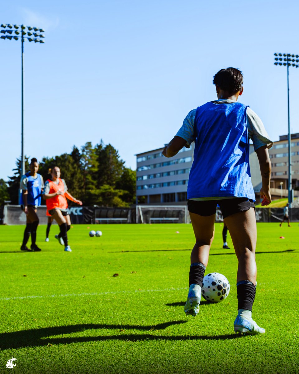 Back on the pitch with the squad! 💯

#GoCougs