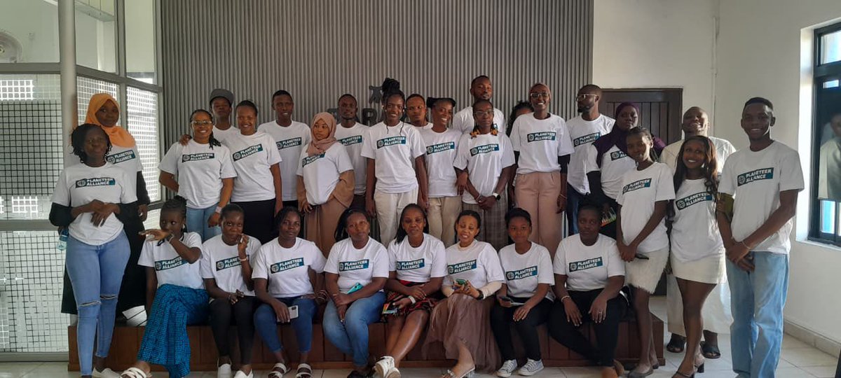 From waste to worth,the summit showcased how youth are turning challenges into creative climate solutions. What we do with our waste today, shapes the world we live in tomorrow. <a href="/captainplanetfd/">Captain Planet Fdn</a> <a href="/BarazaLab/">Baraza Media Lab</a> 
#KijijiSummit #climtechnge