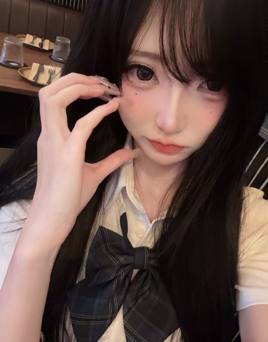 tx_12277's tweet photo. #漫展 #反差  #cosplay 有人在萤火虫看到我吗～最后一天 https://t.co/OwZRLcYHP7