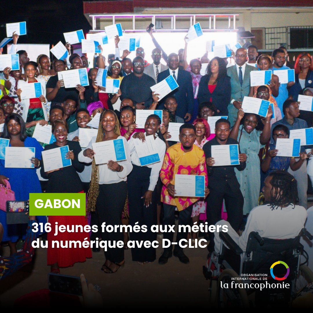 OIFrancophonie's tweet photo. Au #Gabon, 316 jeunes, dont 189 femmes, ayant bénéficié de formations aux métiers du #numérique dans le cadre du projet #DCLIC de l’OIF, ont reçu leur attestation.
🔗 En savoir plus : https://t.co/tMORnuAPvL
#Francophonie
#Jeunesse https://t.co/mvQJRYNUQe
