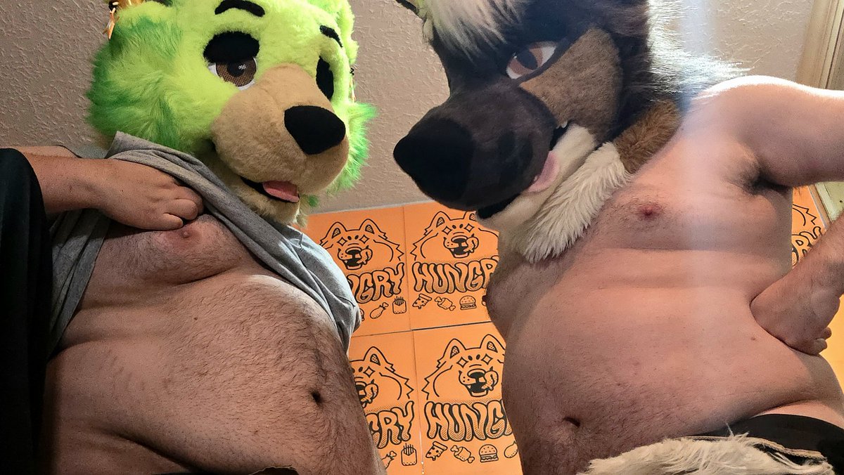 KumaDog (@kumadoggo) on Twitter photo Two fatties comparing sizes
β¨οΈππ§‘β¨οΈ #tummytuesday
π·: <a href="/WhatUpWyrm/">Squirmanator πͺ±</a> Two fatties comparing sizes
β¨οΈππ§‘β¨οΈ #tummytuesday
π·: <a href="/WhatUpWyrm/">Squirmanator πͺ±</a>