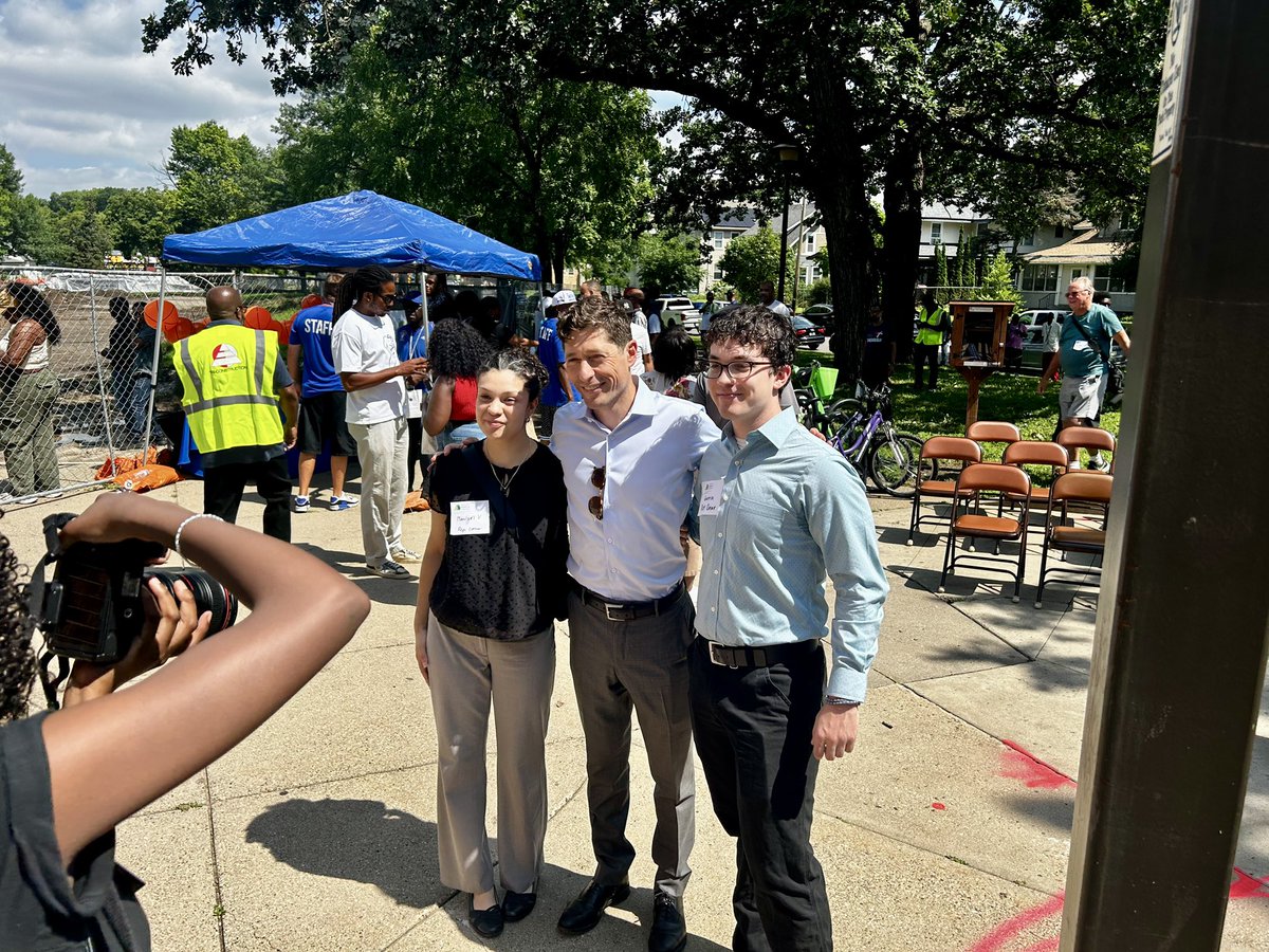 North Minneapolis… We just broke ground on the all-new North Commons! Coming soon: a waterpark, 3-gym fieldhouse, renovated rec center, and original public art. This once-in-a-generation project is finally happening—powered by strong local, state &amp; federal partnerships.