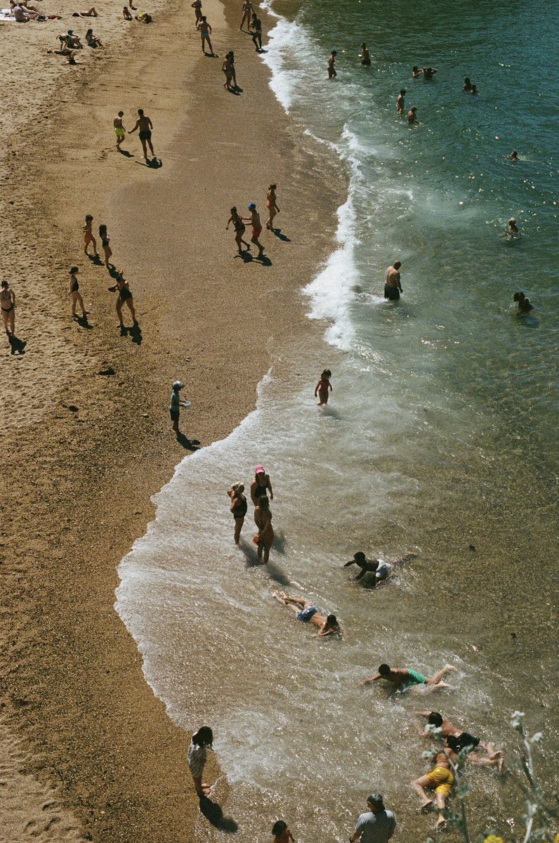 fexxas's tweet photo. French Summer in Biarritz shot on film. https://t.co/51Sbls66x4
