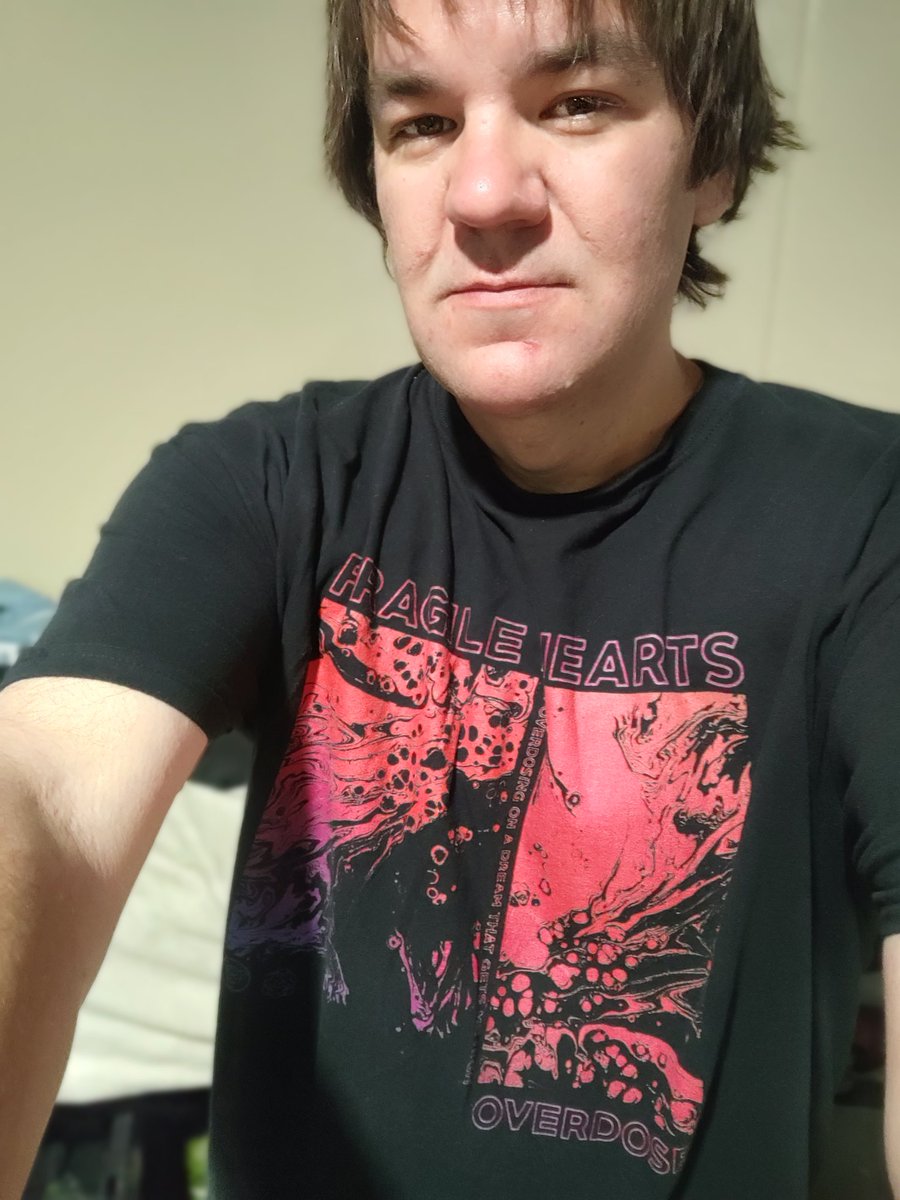 BillyMoses's tweet image. It&apos;s a @FragileHeartsLA shirt day. #SupportLocalBands. #Overdose. #BandManager. #NeedCoffee.