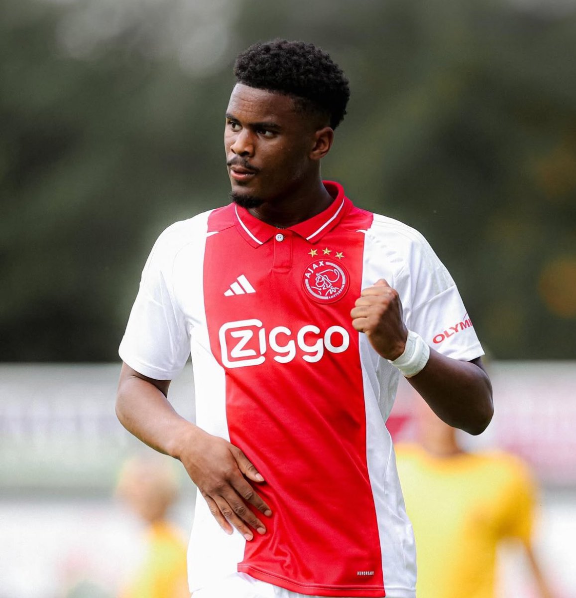 🚨 Chelsea have ‘almost agreed’ transfer fee worth over €40m for Hato. (<a href="/FabrizioRomano/">Fabrizio Romano</a> on IG) #CFC