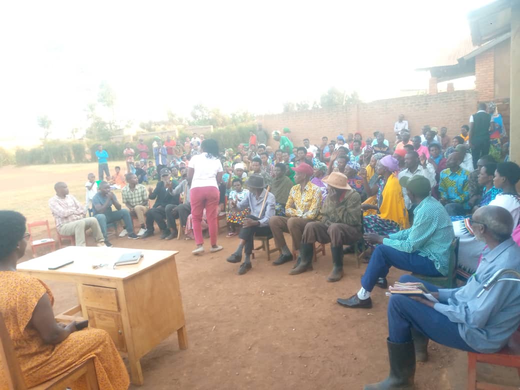 Rukara Sector (@rukara_sector) on Twitter photo Kuri iki gicamunsi mu tugali twose habaye Inteko rusange z'abaturage, hakemurwa ibibazo by'abaturage haganirwa no kuri gahunda z'Iterambere n'imibereho myiza MUSA 2025/2026, Ejo Heza, Isuku n'Umutekano
# Umuturage ku Isonga#
<a href="/KayonzaDistrict/">Kayonza District</a>
<a href="/RwandaEast/">πππ¬πππ«π§ ππ«π¨π―π’π§ππ | ππ°ππ§ππ</a>
<a href="/BoscoNyemazi/">Nyemazi John Bosco</a> Kuri iki gicamunsi mu tugali twose habaye Inteko rusange z'abaturage, hakemurwa ibibazo by'abaturage haganirwa no kuri gahunda z'Iterambere n'imibereho myiza MUSA 2025/2026, Ejo Heza, Isuku n'Umutekano
# Umuturage ku Isonga#
<a href="/KayonzaDistrict/">Kayonza District</a>
<a href="/RwandaEast/">πππ¬πππ«π§ ππ«π¨π―π’π§ππ | ππ°ππ§ππ</a>
<a href="/BoscoNyemazi/">Nyemazi John Bosco</a>
