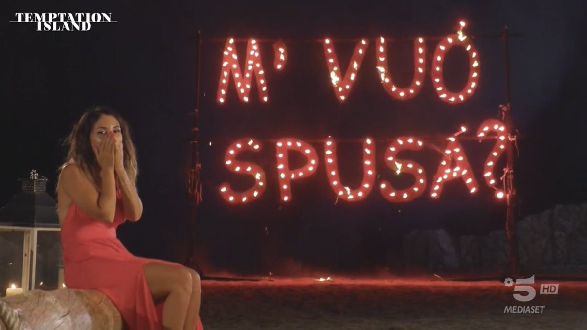 trashastrale's tweet photo. Mi raccomando, una dichiarazione sobria #TemptationIsland

Il concetto di sobrietà: https://t.co/6ShBY1IcKX