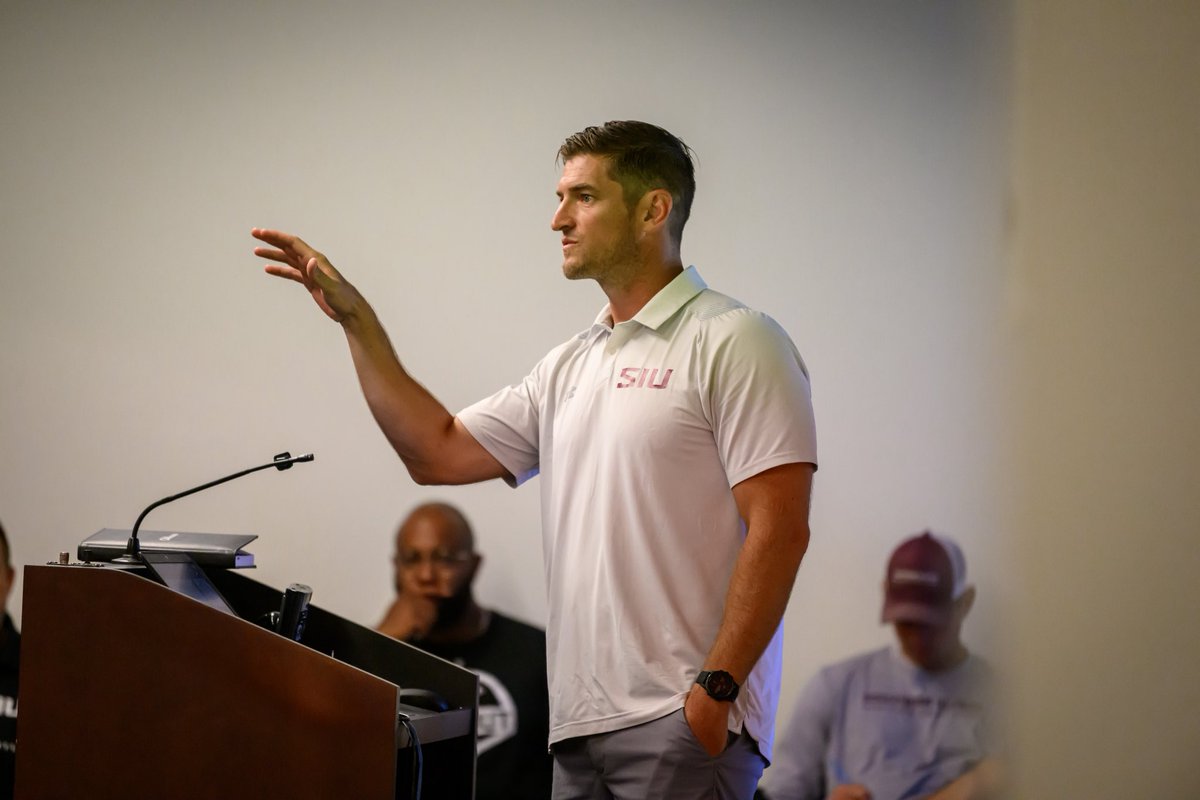 Saluki Football tweet media