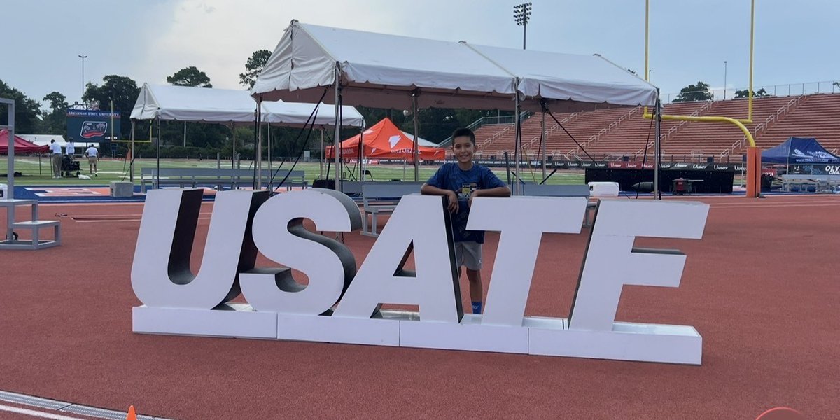 🗣️🗣️ to Paul Flores III for his incredible performance at the National Youth Olympics in Savannah, Georgia! He crushed his personal best in the 1500M with a blazing time of 5:01.02, making him the third fastest in the nation for the boys' 9-10 age group! 🙌🥳🎖️#WeAreTheHills