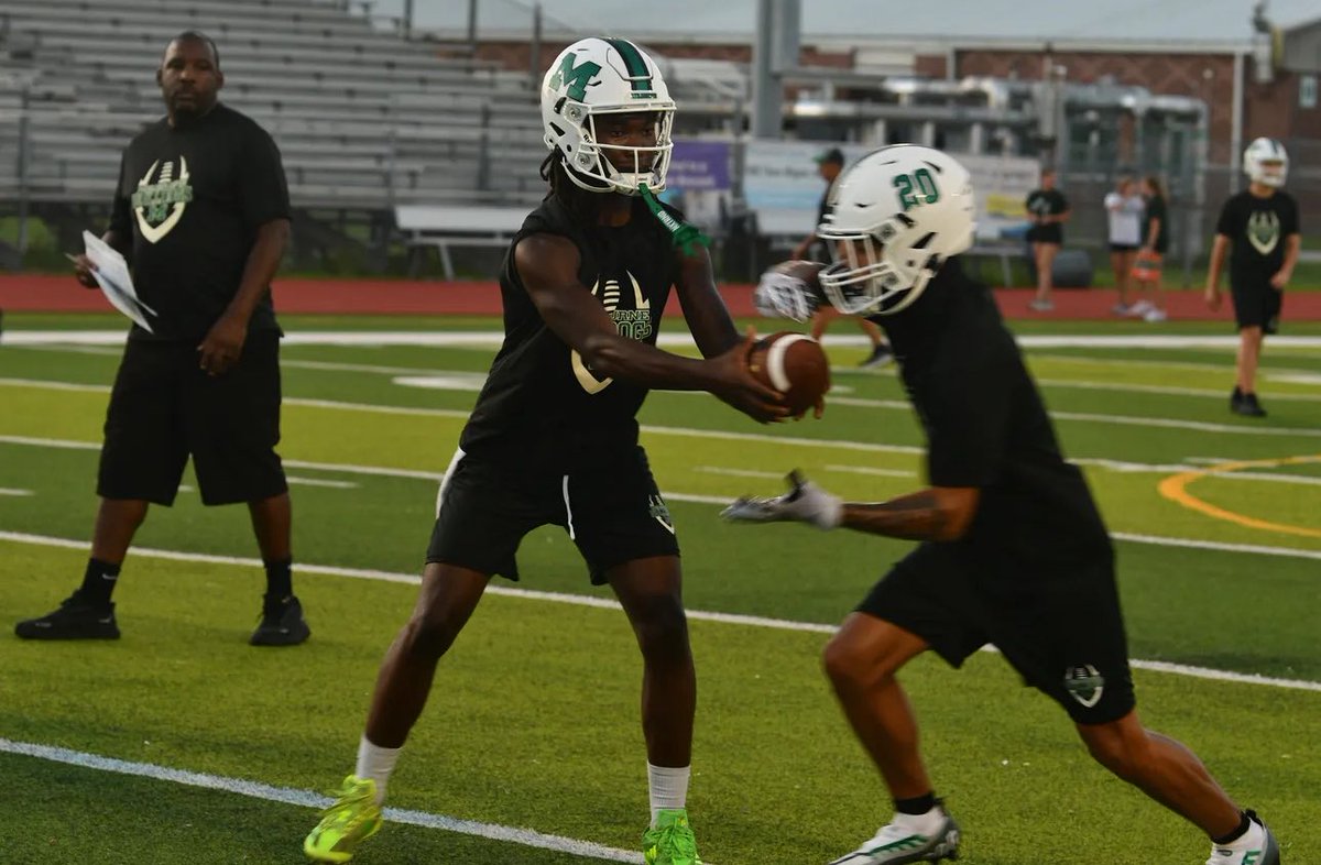 Edrick Hall (@edrickhall4) on Twitter photo Week 1 right around the corner! ⏰🐶
<a href="/MHSdogsfootball/">Melbourne High School Football</a> <a href="/coachpannucci/">Coach Pannucci</a> <a href="/DwaneRobinson4Q/">Coach Dwane Robinson</a> <a href="/coachbpalmer5/">Coach Palmer</a> Week 1 right around the corner! ⏰🐶
<a href="/MHSdogsfootball/">Melbourne High School Football</a> <a href="/coachpannucci/">Coach Pannucci</a> <a href="/DwaneRobinson4Q/">Coach Dwane Robinson</a> <a href="/coachbpalmer5/">Coach Palmer</a>