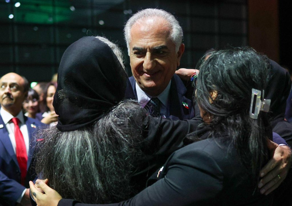 ما ادامه داریم…