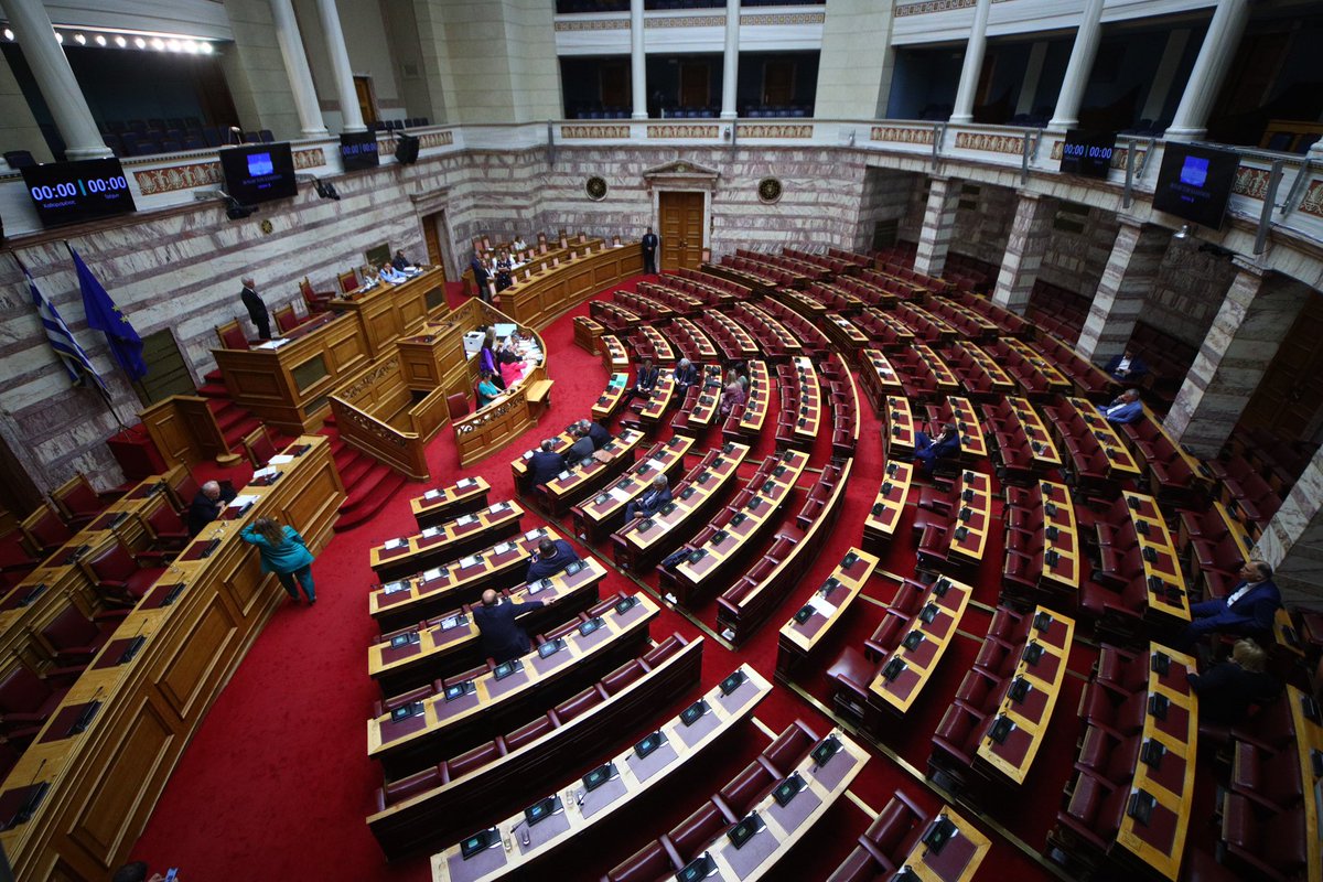 Σε περίπτωση που ακόμη απομένει σε κάποιους η παραμικρή αμφιβολία τι ακριβώς επιδίωκε και επιδιώκει η ΝΔ με την πρότασή της για εξεταστική επιτροπή για τον ΟΠΕΚΕΠΕ, η απάντηση ήρθε στο… γ’ ημίχρονο της σημερινής συνεδρίαση στη Βουλή.

Με την απόφαση των βουλευτών της ΝΔ και