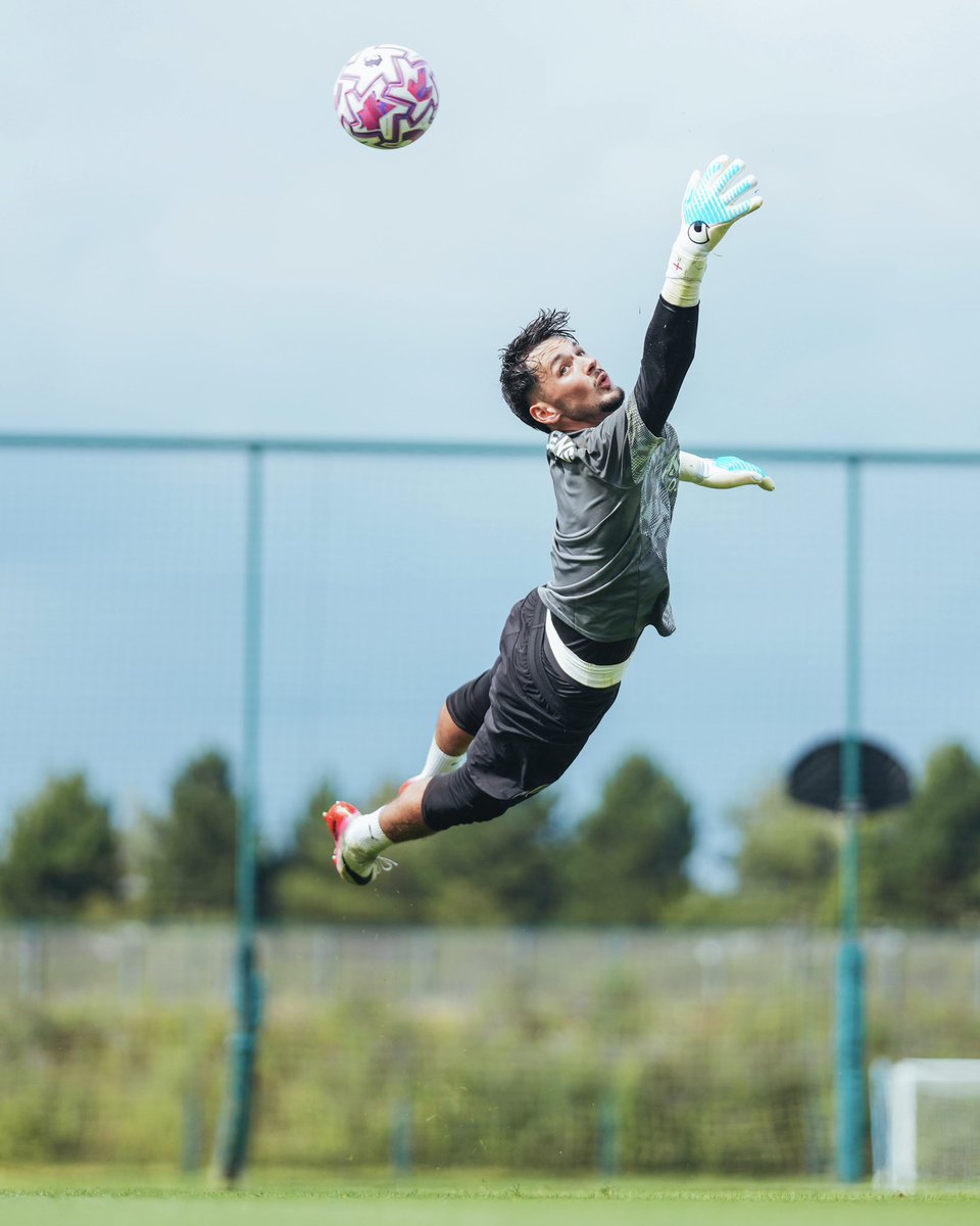 Manchester City tweet media