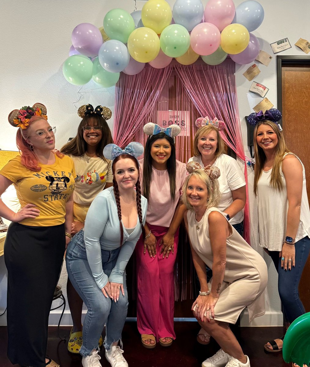 crossroadprint's tweet photo. ✨HAPPY BIRTHDAY to our Disney loving queen!! ✨ We all love her very much and could not have asked for a better boss than her! Help us wish Taryn a happy birthday in the comments! 💖 https://t.co/DSdGLfpPd4