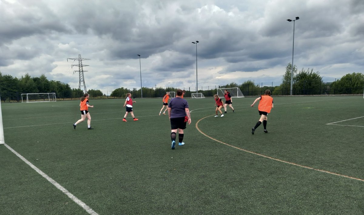 ⚽️ SAFC LADIES TEAM ⚽️

We had a fantastic turn out at our first Ladies team session, thank you to the all ladies who came! 💪🏼

⏰ Our next session will be this Sunday the 3rd of August @ Springhead football club, St John St, Lees, OL4 3DR 

ALL WELCOME 🤩 

Come and get