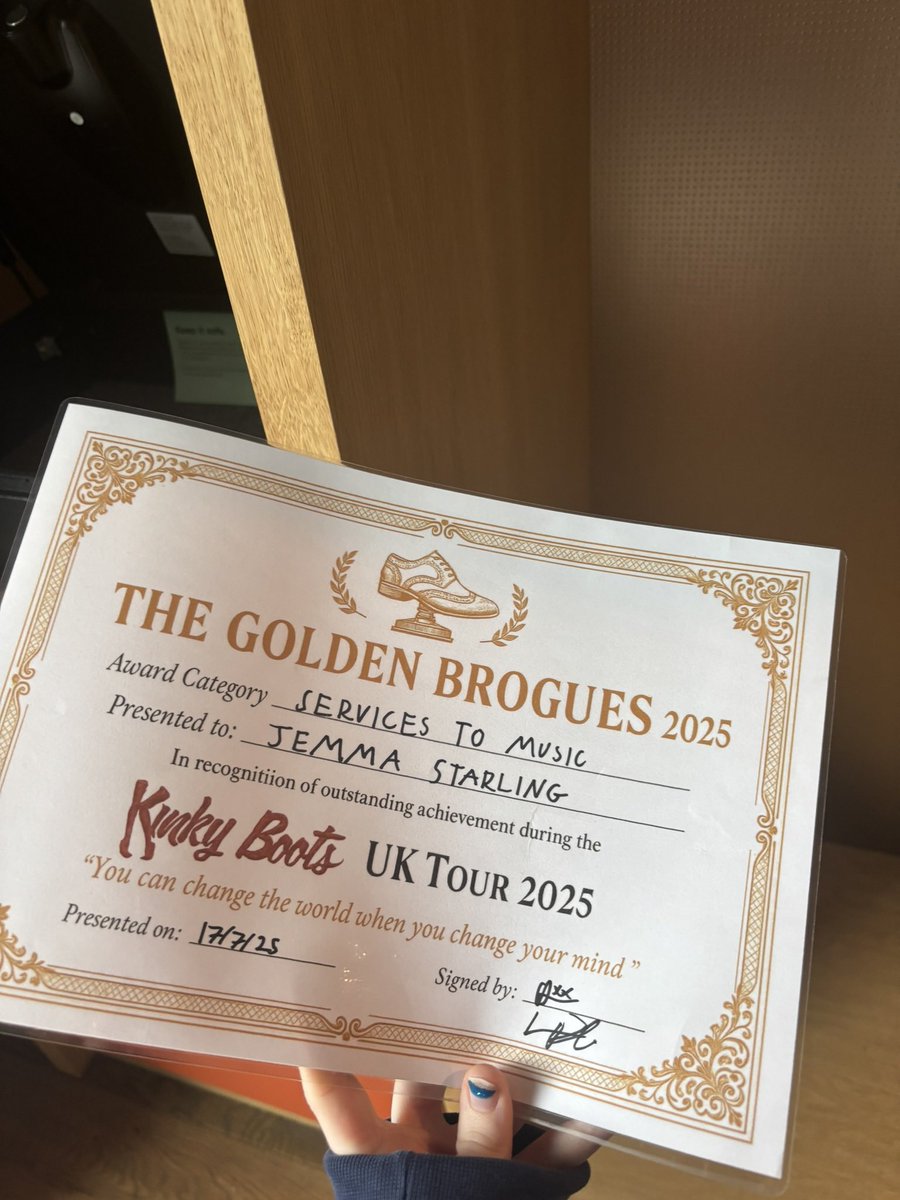 Kinky Boots UK &amp; Ireland Tour 2025
A beautiful contract with some incredible people ❤️‍🔥👠✨