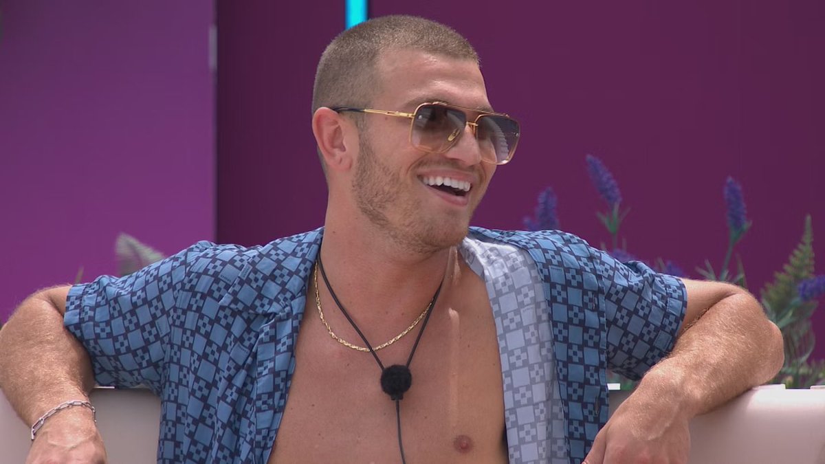 i can’t think of a more embarrassing islander #LoveIsland #loveislanduk