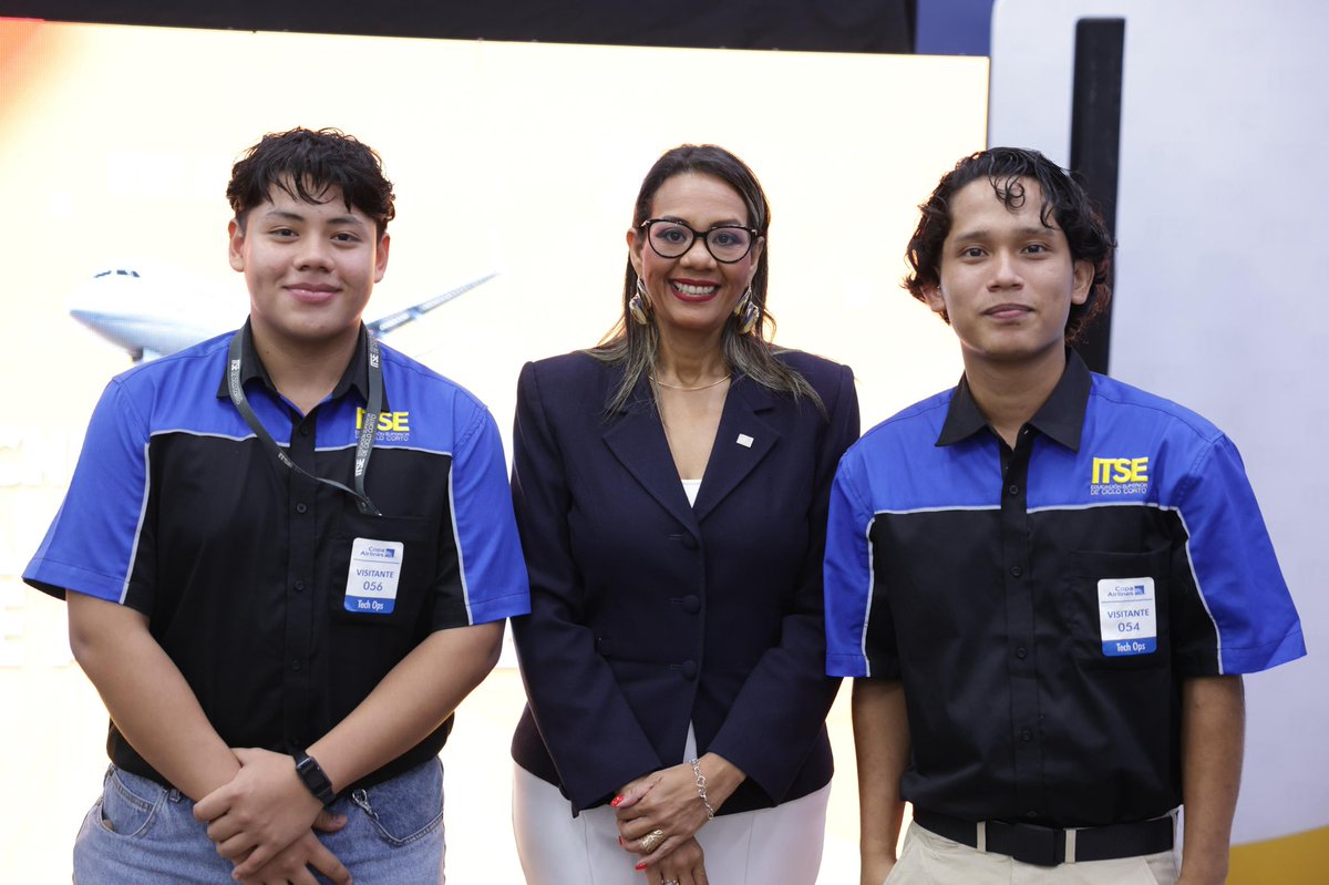 Con más de 19 millones de pasajeros al año, Panamá se consolida como un hub aéreo mundial. Por ello se necesitan profesionales capacitados. El ITSE junto a Copa Airlines lanzaron la carrera en Mantenimiento de Aeronaves, una respuesta directa a la creciente demanda del sector.