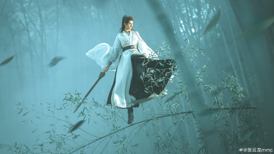 cdramanoveland's tweet photo. Levitação no ar? Espadas voadoras? De onde surgiu a ideia de pessoas e espadas com habilidades de levitação ou voo em dramas chineses?

- uma thread sobre a habilidade de movimento no ar em obras chinesas de fantasia https://t.co/X0t49fdh1r