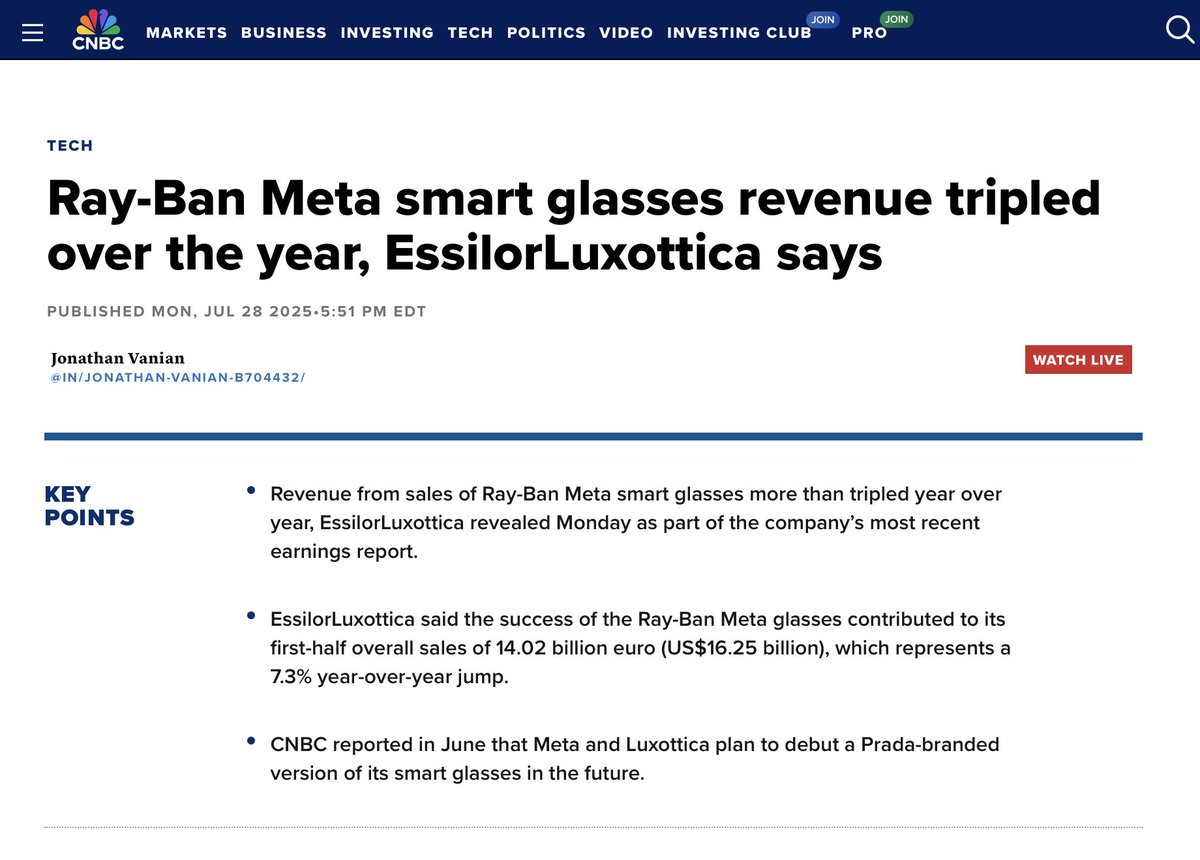 TommyLee's tweet image. 🧑🏻‍🚀Realitynauts! Glasses were always the Northstar of #SpatialComputing. You can see that the gravity pull is growing. This is the form factor folks prefer in a spatial device (in addition to other wearables). As I&apos;ve said, folks want the equivalent of the Apple Watch.