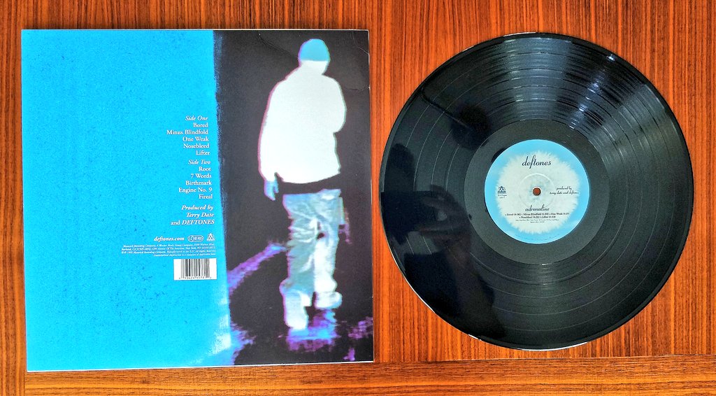 leevcleef's tweet photo. 💥💥
The majority of the album was produced by #TerryDate, while a hidden track titled "Fist" was produced by #RossRobinson.
#Nowspinning #vinylrecords #vinylcollection #vinylcollector #vinylcommunity @Maverick #NowPlaying https://t.co/lLDPnAn9Vf