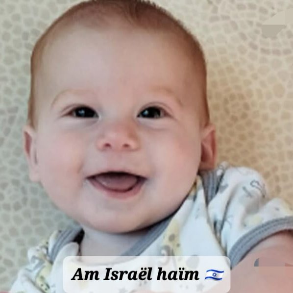 Layla Tov mes amis.

Bonne fin de soirée.

Bon repos,

Bonnes vacances... 
que du positif.

À la Vie.. Lehaïm 😊

❤️ Tu es dans nos cœurs. Ariel et maman Shiri