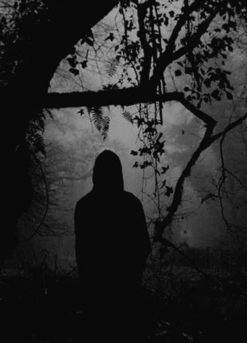 #يوم_الصداقه_العالمي

عوّد نفسك على خسارة الٱخرين 
تمرُن على الوحدة  ،،،
صادق نفسك كأنك صديقك 
فحكمة القدوم الى الحياة ومغادرتها 
وحيدا .. لم تأتي من فراغ..🦋