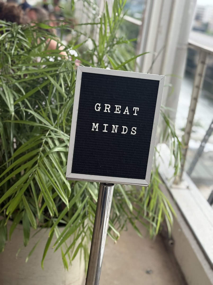 The Great Minds Texas Implementation Services Team is hiring for outstanding, results-driven Success Coaches to support the implementation of HQIM products! 
See the postings below and apply if interested:
lnkd.in/gC5WH38j &amp; lnkd.in/gJrc2ymw
dm me any questions.