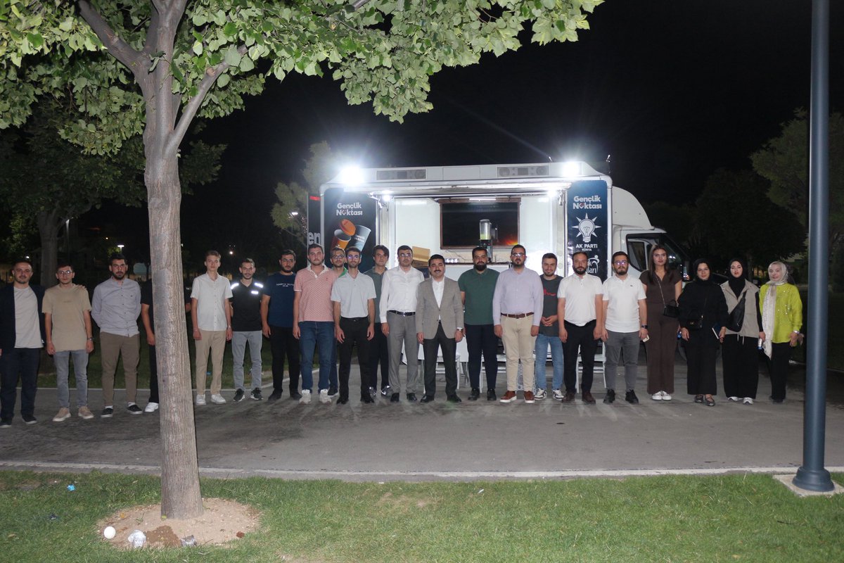 📍 Adalet Parkı’ndayız!

Gençlik Noktası aracımızla AK Gençlik ailemizi büyütmeye devam ediyoruz.

Sen de bu büyük ailenin bir parçası olmak istiyorsan, bekliyoruz! ☕🥤😊