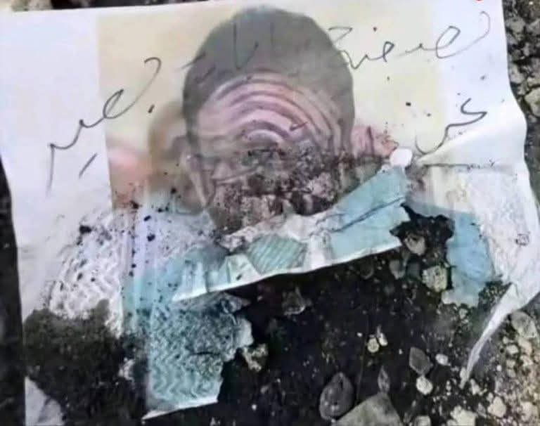 هل تؤيد مطالب ابناء الساحل والوادي والهضبه بعتقال الصعمر عمرو بن حبريش ومحاسبته قانونياً؟ نعم او لا