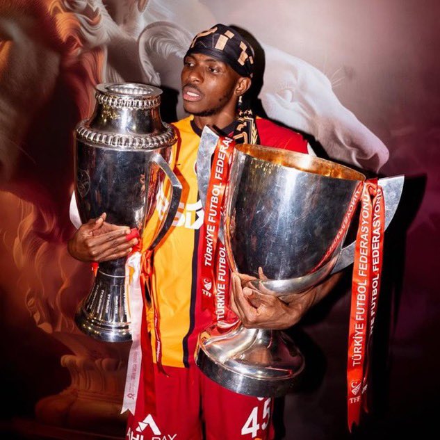 🚨Galatasaray, Victor Osimhen için seyahat planlaması yapıyor. 

Alvaro Morata, Como’ya transfer olmak için bugün antrenmana çıkmadı.

(Fabrizio Romano)