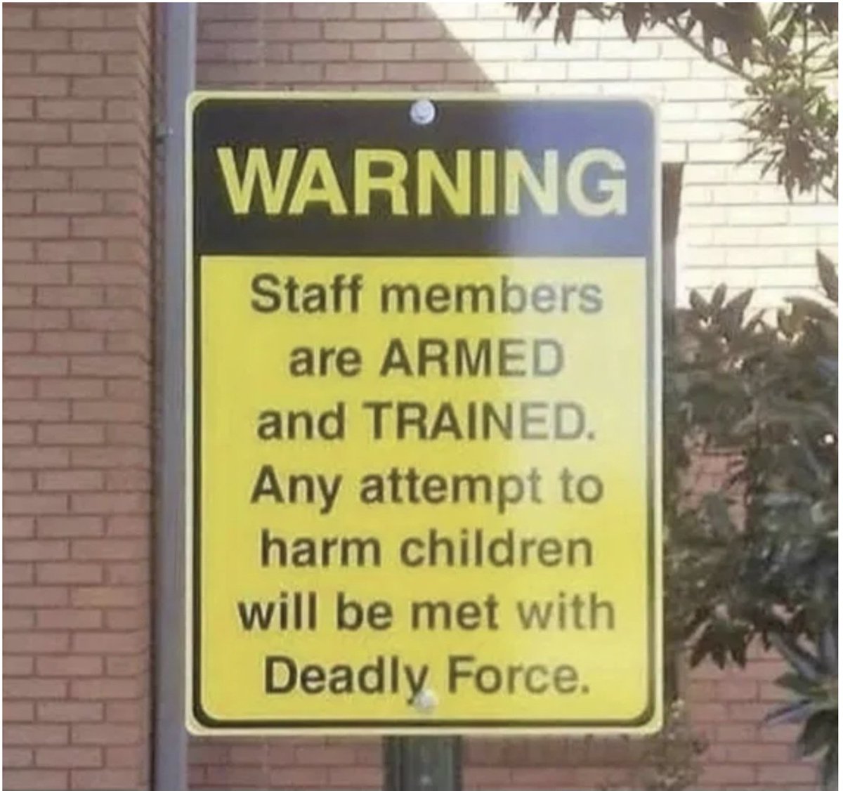 Would you be happy if your child's school operated like this👇
I would 🙋‍♀️