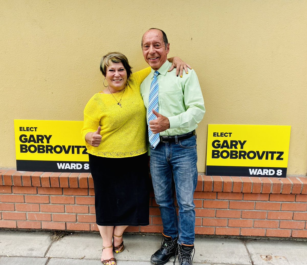 Get your #gary4ward8 signs before the Rabbits eat them. I will personally bring one to you just steps ahead of the Lapine Horde. We can chat about your #Ward8 issues and my promise to Make Lives Better in our Community.
#Bunnies #Ward8 #Calgary #YYC #YYCCC #CityHall #CityCouncil