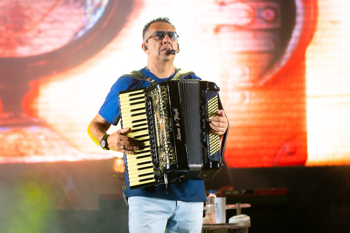 NoticiasdeConta's tweet image. Domingo será de sertanejo na Feira do Mineirinho
Leia mais:
noticiasdecontagem.com.br
Por Ivana Andrade / Foto: divulgação