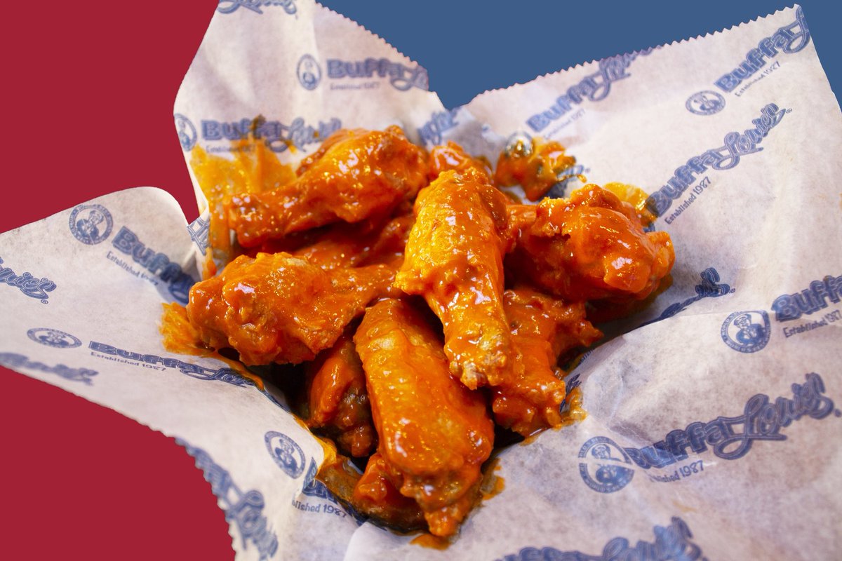 🍗 HAPPY NATIONAL WING DAY 🍗

Spice up your National Wing Day with 99¢ Traditional Wings! 

See you soon! 

#NationalWingDay #BuffaLouies #Bloomington #Carmel #Yummy #Wings
