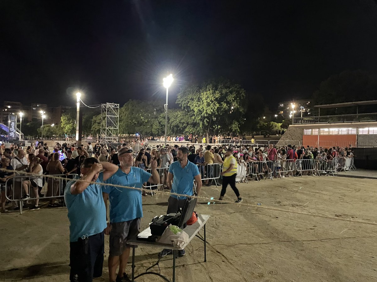 Les Santes Mataró (@lessantesmataro) on Twitter photo Tot a punt al recinte firal del nou Parc Central per la #tronada. Estigueu atents que la <a href="/PirotecniaTomas/">Pirotecnia Tomás</a> ens regalarà un espectacle de so i llums molt potent. #lessantes Tot a punt al recinte firal del nou Parc Central per la #tronada. Estigueu atents que la <a href="/PirotecniaTomas/">Pirotecnia Tomás</a> ens regalarà un espectacle de so i llums molt potent. #lessantes