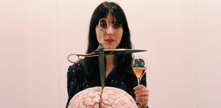 #IA Raquel Mascaraque, experta en neurociencia: “Usar #ChatGPT o cualquier inteligencia artificial a diario está cambiando por completo la manera en la que funciona tu cerebro”
Aunque cada vez usamos más este tipo de herramientas de manera habitual, lo cierto es que esto tiene un