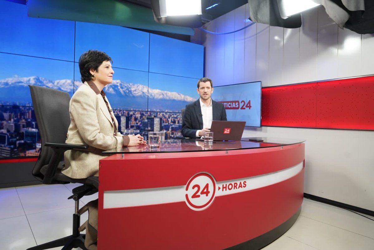 Defensoría Penal Pública (@dpp_cl) on Twitter photo AHORA: sigue en vivo la entrevista a la *Defensora Nacional Verónica Encina Vera* por *24 Horas*
📡 24horas.cl/senal-24hplay AHORA: sigue en vivo la entrevista a la *Defensora Nacional Verónica Encina Vera* por *24 Horas*
📡 24horas.cl/senal-24hplay