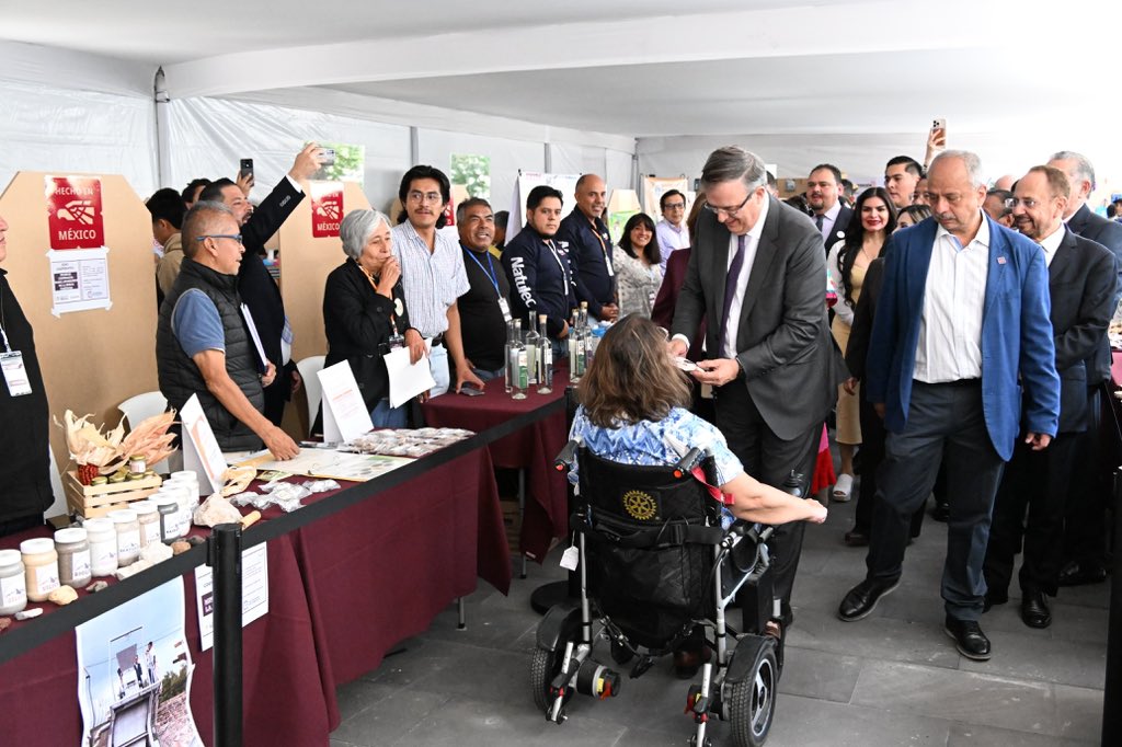 Economía México tweet media