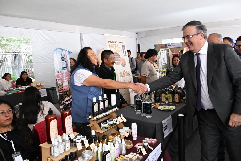 Economía México tweet media