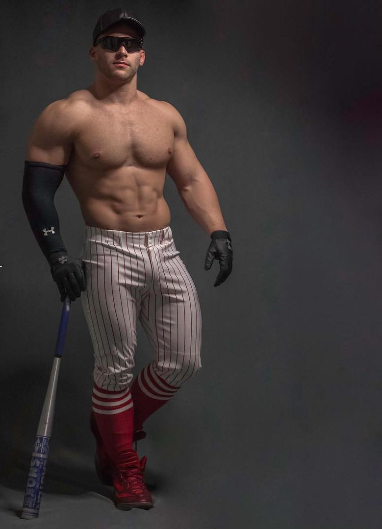 Male Wrappers - Eyes are always single tweet media