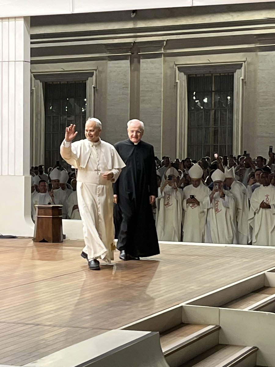 A wonderful first day of our Jubilee of Youth gathering in Rome with Mass celebrated earlier this evening in a packed St. Peter’s Square with young people overflowing  into the Via della Conciliazione, blessed to be joined by <a href="/Pontifex/">Pope Leo XIV</a> at the end of the celebration <a href="/KANDLEi/">K&L Diocese Ireland</a>